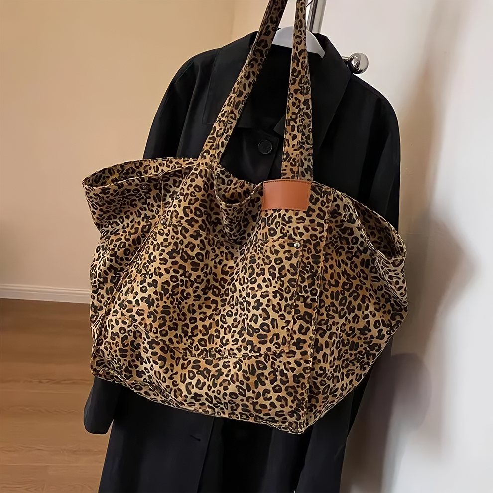 Albina | Große Leo Print Schultertasche mit flexiblem Design Tasche